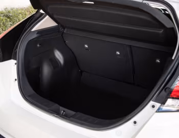 Багажнік Nissan Leaf SL [Latam] '2019–22