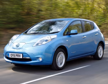 Nissan Leaf [UK-spec] '2011–13