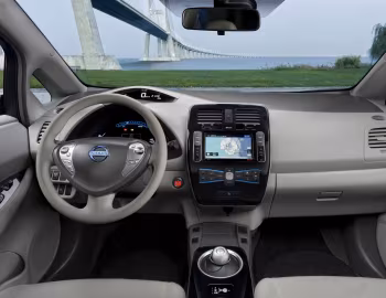 Тарпеда Nissan Leaf [Worldwide] '2011–13