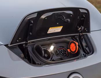Nissan Leaf [Latam] '2022–25