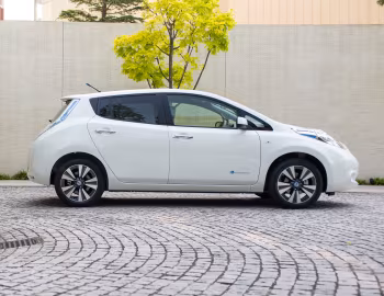 Nissan Leaf [Japan] '04.2013–10.2017