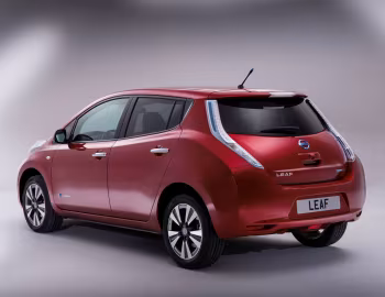 Nissan Leaf [Worldwide] '2013–17