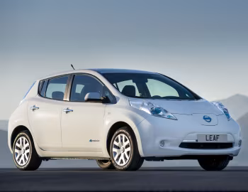 Nissan Leaf [Worldwide] '2013–17