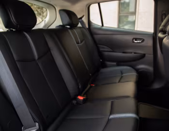 Інтэр'ер Nissan Leaf SL [Latam] '2019–22