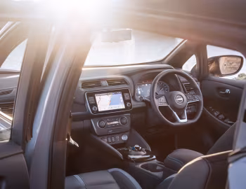 Передня панель Nissan Leaf [Australia] '2022–25