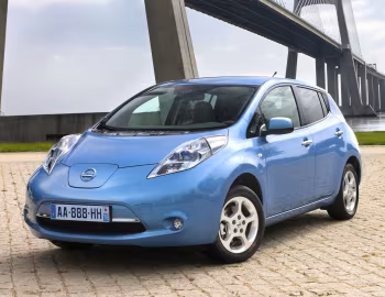 Nissan Leaf [Worldwide] '2011–13