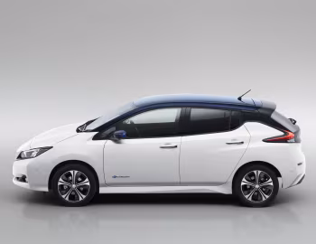 Nissan Leaf [Japan] '09.2017–04.2022