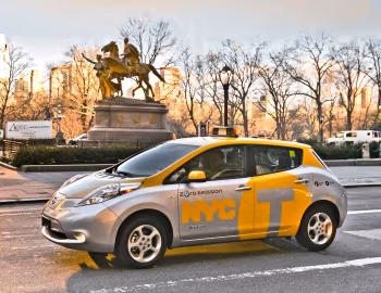 Nissan Leaf Taxi [North America] '2013–17