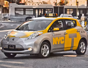 Nissan Leaf Taxi [North America] '2013–17