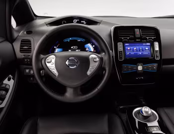 Panneau avant 2014–17 Nissan Leaf [North America] '2013–17