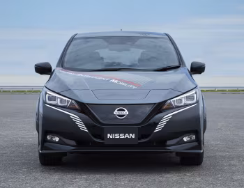 Nissan Leaf All-Wheel-Control Test Сar '10.2019