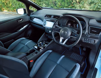 Передня панель Nissan Leaf e+ [Japan] '01.2019–04.2022