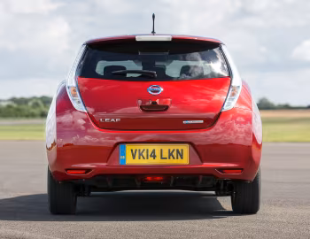 Nissan Leaf [UK-spec] '2013–17