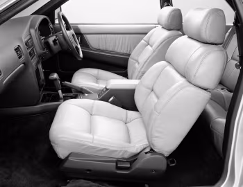 Interior Nissan Leopard (UF31) '08.1988–06.1992