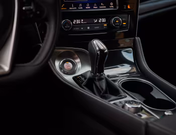 Інтэр'ер 2019–23 Nissan Maxima Exclusive [Mexico] '2018–23