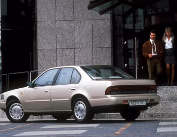 Nissan Maxima (J30) '1988–94