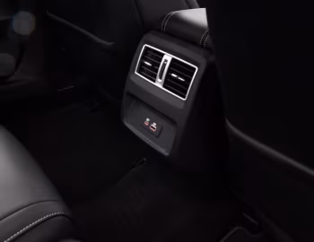 Інтэр'ер 2019–23 Nissan Maxima Exclusive [Mexico] '2018–23