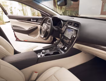 Interior 2016–18 Nissan Maxima Platinum [North America] '2015–18