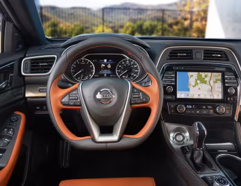 中控台 2019–23 Nissan Maxima Platinum [North America] '2018–23