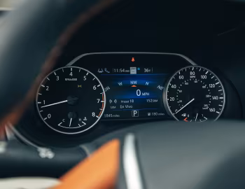 Комбинация приборов 2019–23 Nissan Maxima Platinum [North America] '2018–23