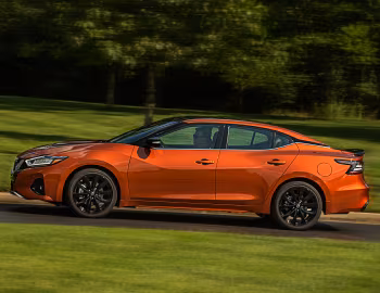 2019–23 Nissan Maxima SR [North America] '2018–23