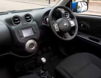 Interior Nissan Micra [UK-spec] (K13) '2010–13