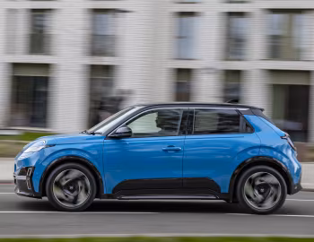 Nissan Micra Evolve [UK-spec] '2026