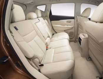 Интерьер 2015–18 Nissan Murano [North America] '2014–18