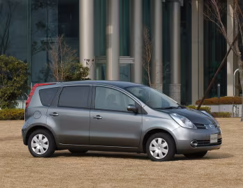 Nissan Note [Japan] (E11) '01.2005–01.2008