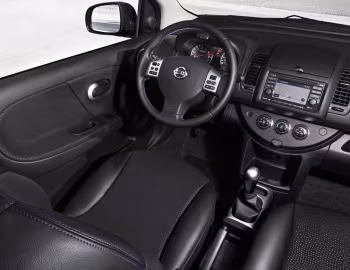 内饰 Nissan Note [Worldwide] (E11) '2009–13