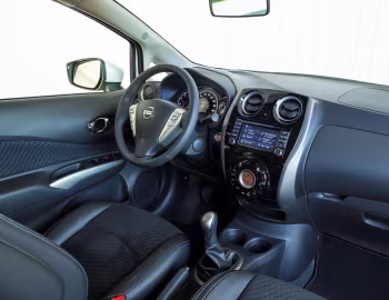Интерьер Nissan Note [Worldwide] (E12) '2013–17