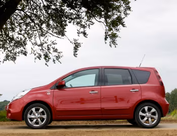 Nissan Note [UK-spec] (E11) '2009–13