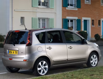 Nissan Note [Worldwide] (E11) '2009–13