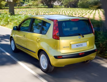 Nissan Note [UK-spec] (E11) '2005–09