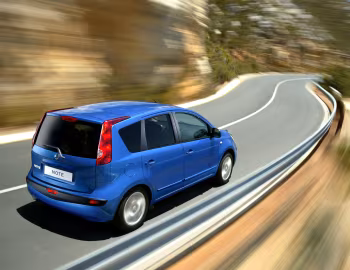 Nissan Note [Worldwide] (E11) '2005–09