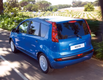 Nissan Note [Worldwide] (E11) '2005–09