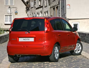 Nissan Note [Worldwide] (E11) '2005–09