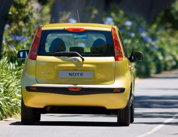 Nissan Note [Worldwide] (E11) '2005–09