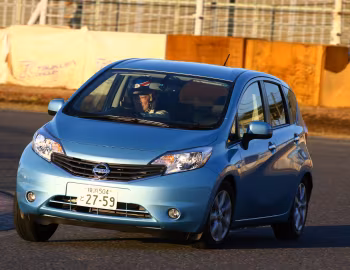 Nissan Note [Japan] (E12) '09.2012–11.2016