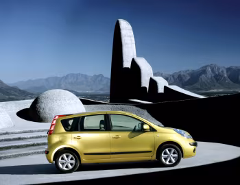 Nissan Note [Worldwide] (E11) '2005–09