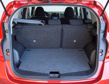 Интерьер Nissan Note Dynamic [Worldwide] (E12) '2013–17