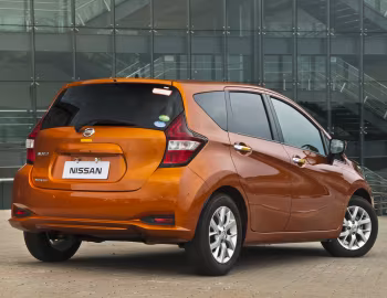 Nissan Note e-POWER [Japan] (E12) '11.2016–11.2020