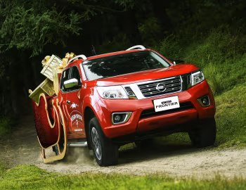 Nissan NP300 Frontier Double Cab "Ayudante Oficial de Santa" [Latam] (D23) '11.2016