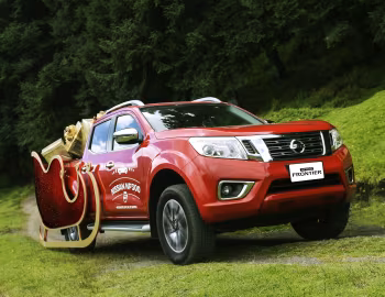 Nissan NP300 Frontier Double Cab "Ayudante Oficial de Santa" [Latam] (D23) '11.2016