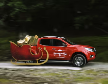 Nissan NP300 Frontier Double Cab "Ayudante Oficial de Santa" [Latam] (D23) '11.2016