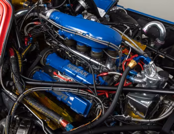 Under The Hood Nissan NPT90 (90-01) '1990
