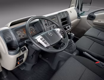 内饰 Nissan NT500 '2014–至今