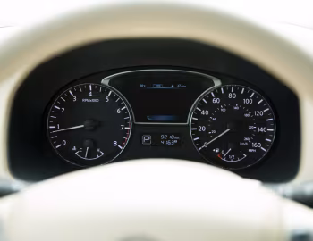 Комбінація приладів 2013–16 Nissan Pathfinder [North America] (R52) '2012–16
