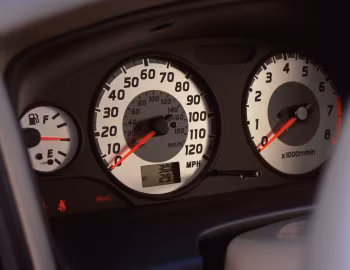 Комбинация приборов 2000–02 Nissan Pathfinder [North America] (R50) '1999–2002
