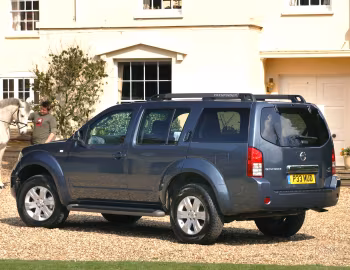 Nissan Pathfinder [UK-spec] (R51) '2004–10